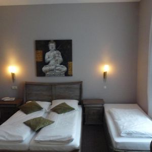 Familien-Zimmer